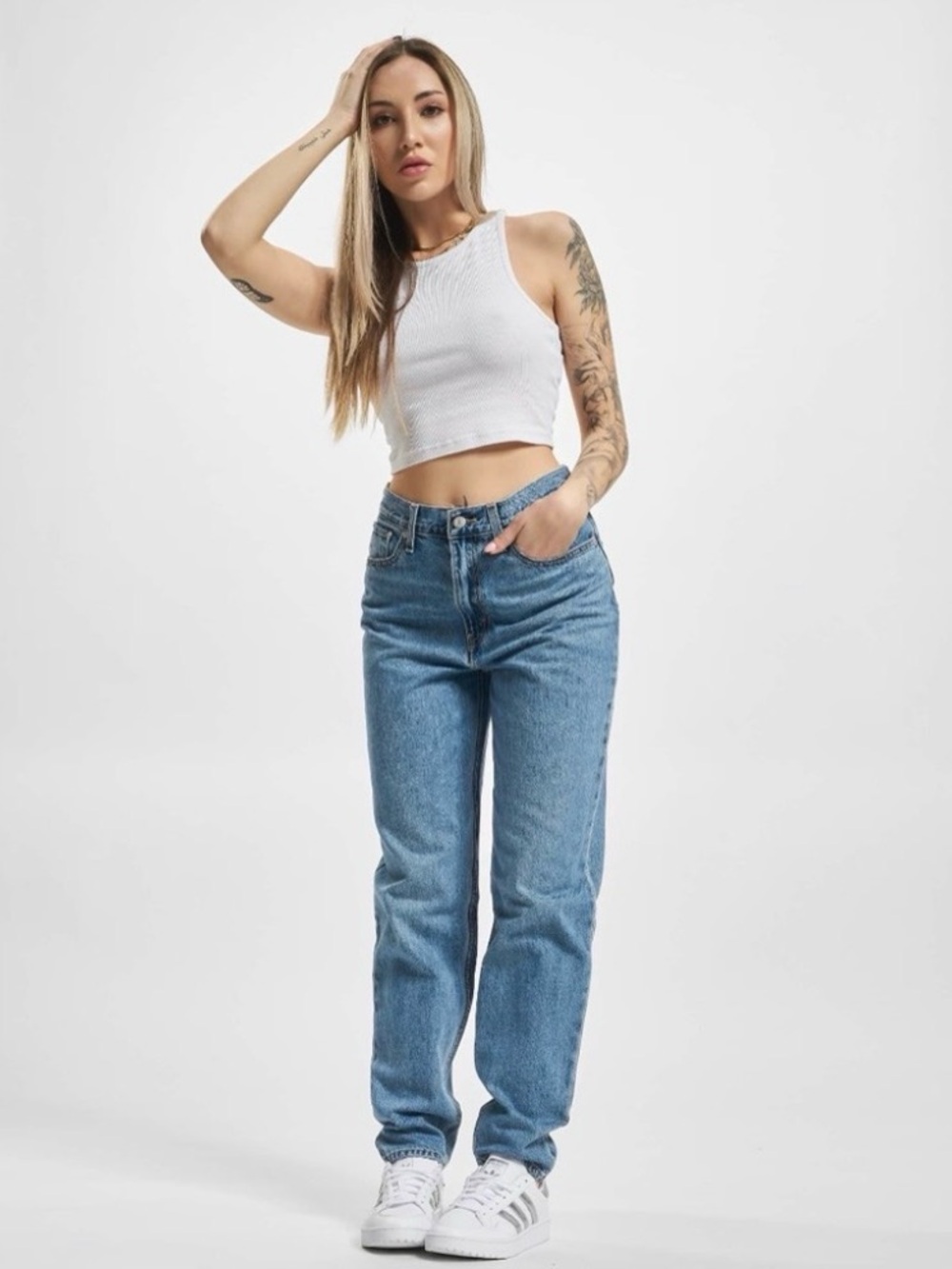 Levi’s 80s mom jeans